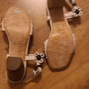 One pair of Patricia Nash